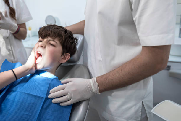 Best Emergency Cosmetic Dentistry (e.g., broken veneers) in Calvert, TX